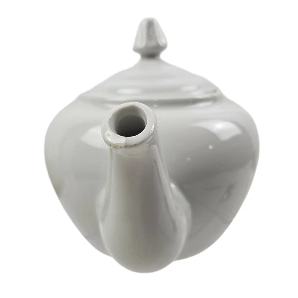 BIA Cordon Bleu White Porcelain Teapot with Lid Made in Brazil Classic Glossy